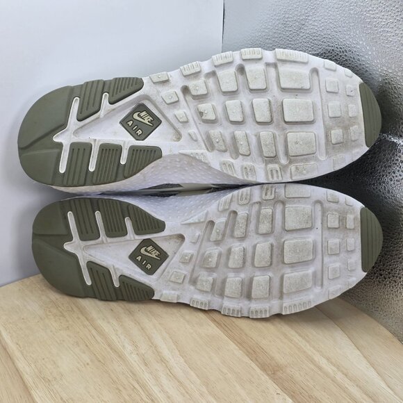 Womens US 10 - Nike Air Huarache Run Ultra Green Running Shoes Cross Trainers - Picture 6 of 7